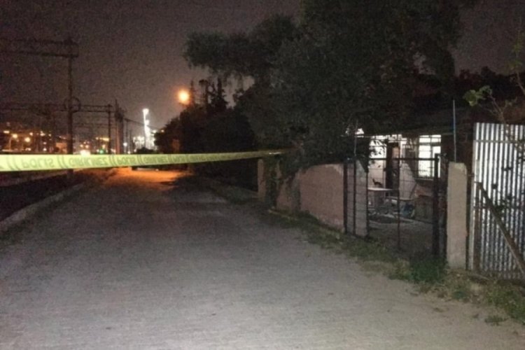 Kocaeli'de alacağını isteyen yaşlı adamı tabancayla ağır yaraladı