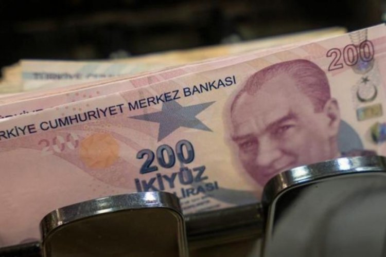 Enflasyon &uuml;zerinden hesaplandı! İşte en d&uuml;ş&uuml;k emekli maaşında masadaki son rakam
