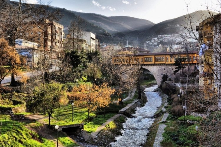 Meteoroloji uyardı: Yarından itibaren sağanak yağış geliyor
