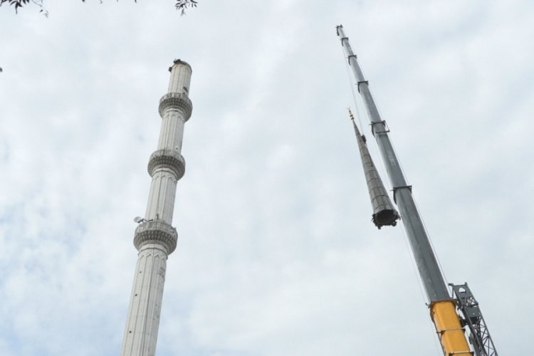 İstanbul'da deprem riskine karşı cami minareleri kısaltıldı