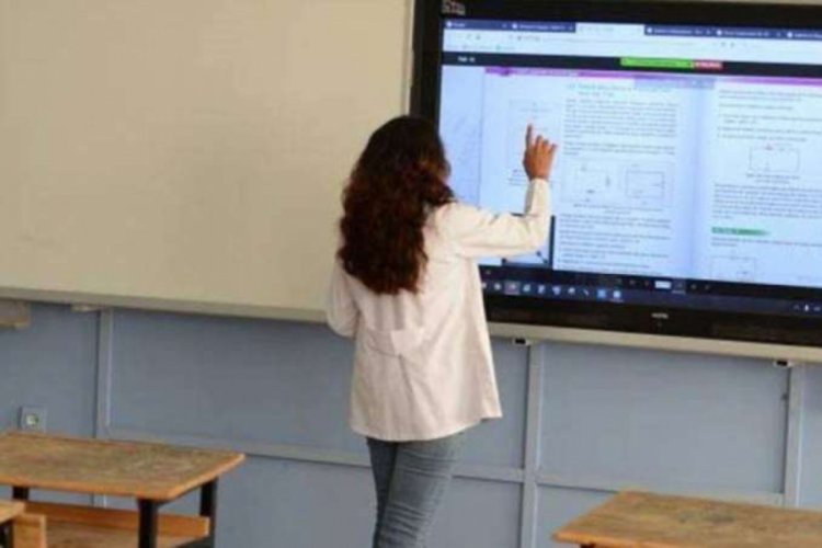 &Ouml;ğretmenler &uuml;cretsiz ulaşım talep ediyor