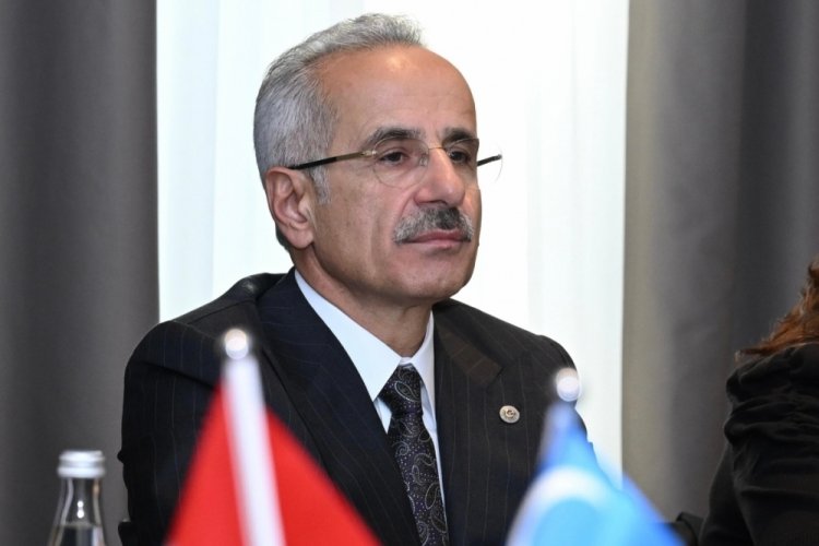 Bakan Uraloğlu: T&uuml;rkiye olarak, &Ouml;zbekistan'ın taşımacılık potansiyeline &ouml;nem veriyoruz
