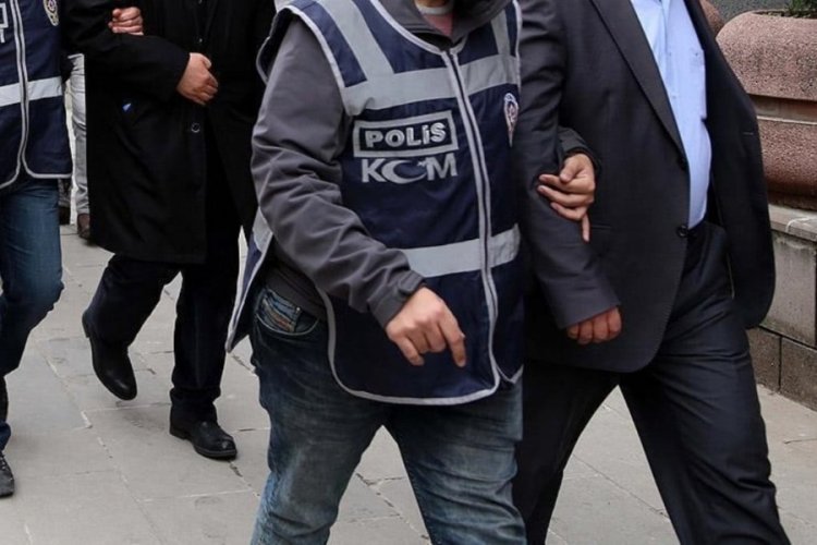 Afyonkarahisar'da firari 2 FET&Ouml; &uuml;yesi yakalandı