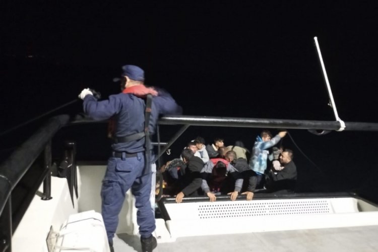 &Ccedil;anakkale'de 92 ka&ccedil;ak g&ouml;&ccedil;men yakalandı!