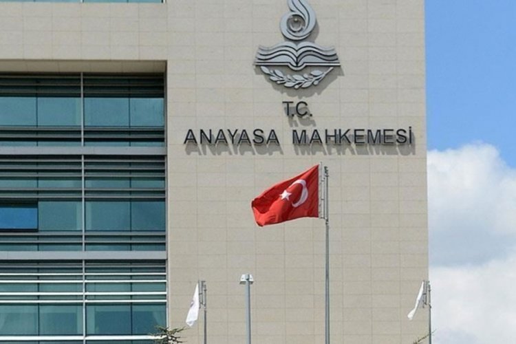 Dezenformasyonla m&uuml;cadele d&uuml;zenlemesi AYM'de