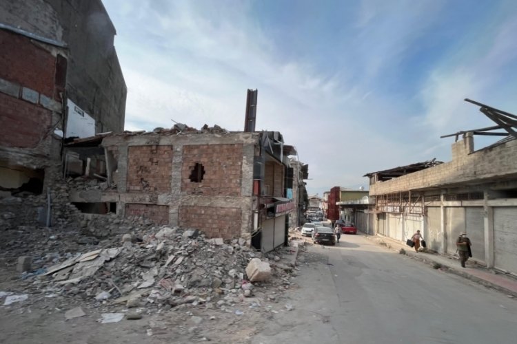 11 ili etkileyen b&uuml;y&uuml;k depremin ardından Hatay'da son durum ne?