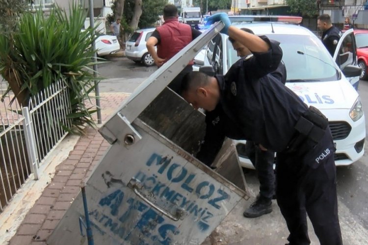 Komşuların g&uuml;r&uuml;lt&uuml; kavgasında kan aktı: 1'i &ccedil;ocuk 3 kişi silahla vurularak yaralandı