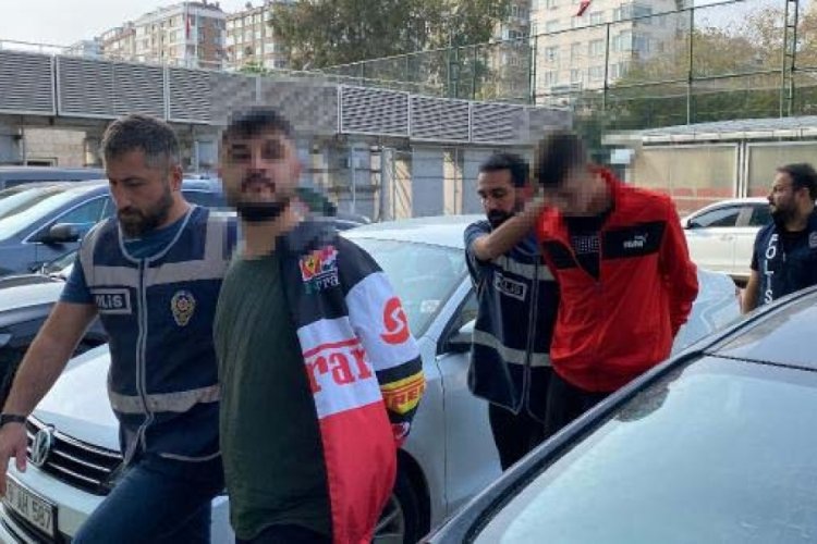 Silah alışverişi i&ccedil;in &ccedil;ağırıp, 30 bin lirasını gasp ettiler