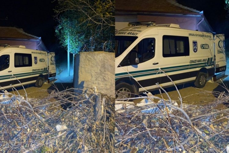 Ankara'da 56 yaşındaki adam evinin yolu &uuml;zerinde &ouml;l&uuml; bulundu!