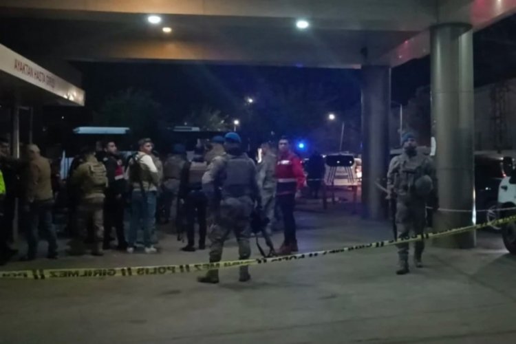 Diyarbakır'da hastane bah&ccedil;esi savaş alanına d&ouml;nd&uuml;!