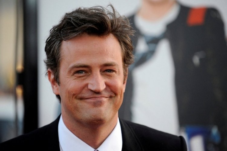 Friends'in Chandler'ı Matthew Perry'nin &ouml;l&uuml;m nedeniyle ilgili yeni a&ccedil;ıklama