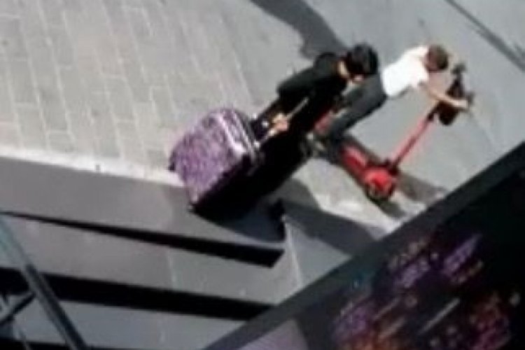 İstanbul'da 11 yaşındaki &ccedil;ocuk, g&ouml;z&uuml;ne kestirdiği 7 elektrikli scooterı &ccedil;aldı