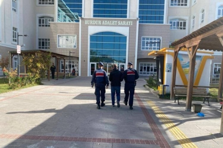 Burdur'da 31 ş&uuml;pheli şahıs tutuklandı!