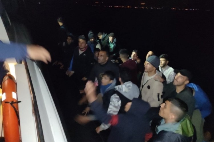 &Ccedil;anakkale'de 44 ka&ccedil;ak g&ouml;&ccedil;men yakalandı