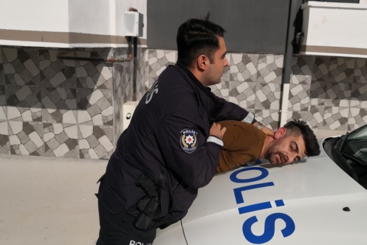 Aksaray'da bu kadar kovalamaya gerek yok deyip polise sitem etti