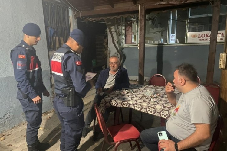 Bursa'da jandarma ekipleri yasa dışı bahis ve kumar uygulaması yaptı