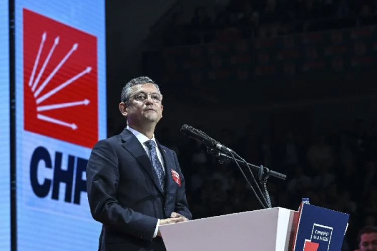 CHP'de &Ouml;zel d&ouml;nemi! S&ouml;z&uuml;m&uuml; tutacağım