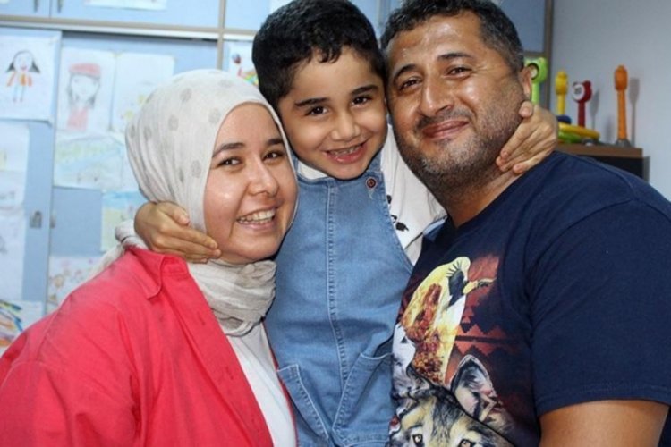 2 aylıkken teşhis kondu! 4 yaşındaki Halil'İ hayata d&ouml;nd&uuml;ren hamle