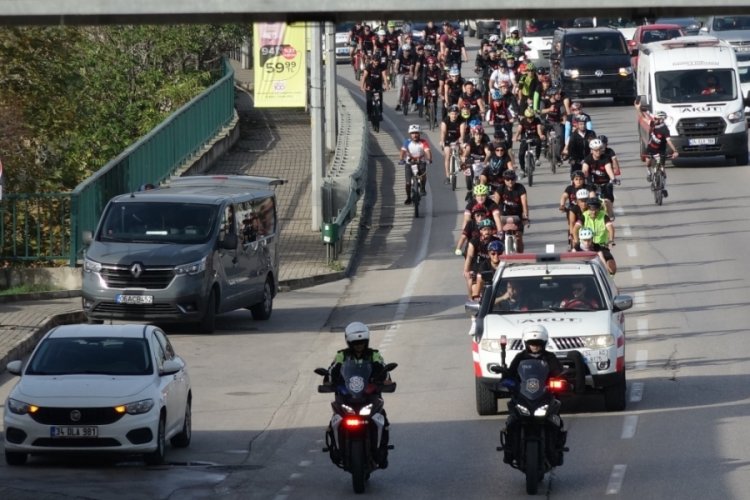 Bursa'da Organ bağışı farkındalığı i&ccedil;in pedal &ccedil;evirdiler