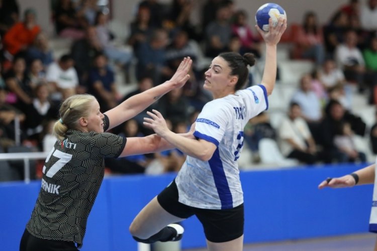 Bursa B&uuml;y&uuml;kşehir Belediyespor - Konyaaltı Belediyespor: 18-36