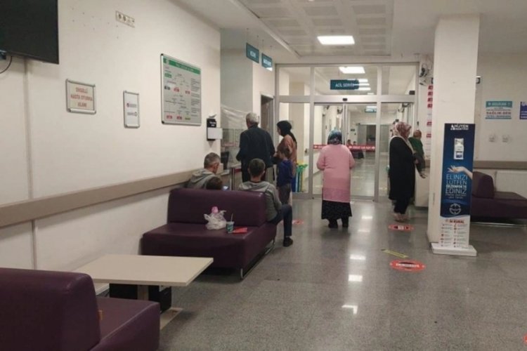Kastamonu'da d&uuml;ğ&uuml;n yemeğinde 7 kişi hastanelik oldu