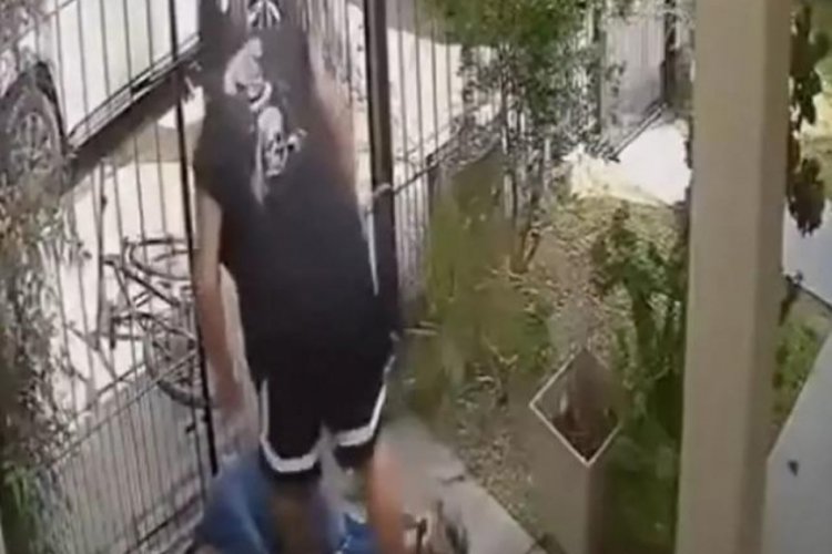 Jahrein hırsızı yakalayıp d&ouml;vd&uuml;!