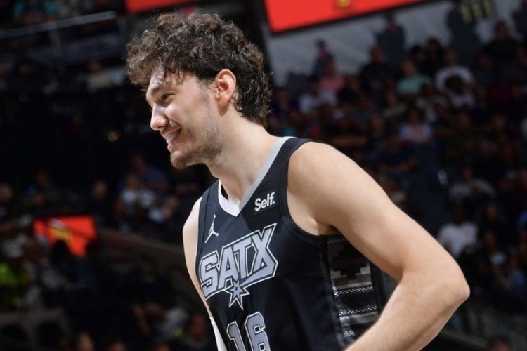 Cedi Osman'ın performansı Spurs'e galibiyeti getiremedi