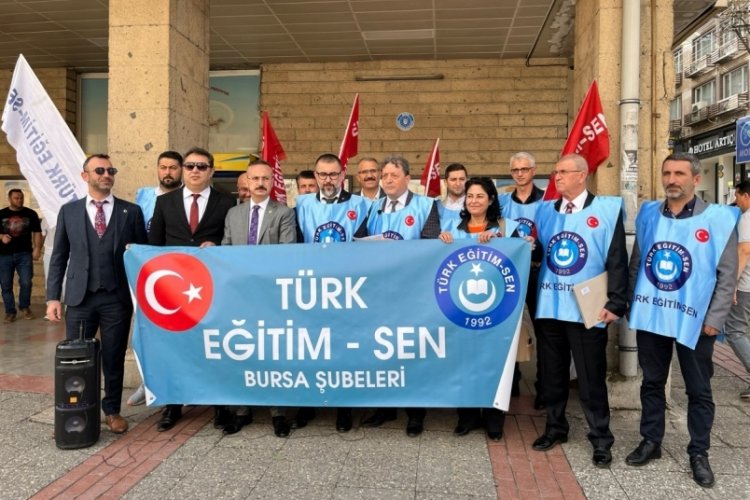 Bursalı &ouml;ğretmenlerden ikramiye talebi