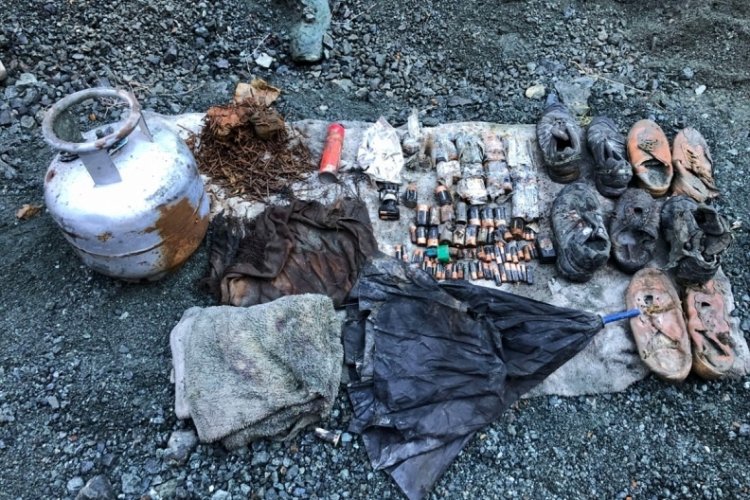 Kars'ta PKK'ya y&ouml;nelik hava destekli operasyonda 5 sığınak imha edildi