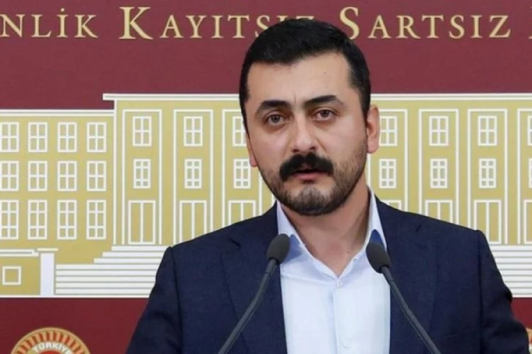 CHP'de Eren Erdem g&ouml;revinden ayrıldı