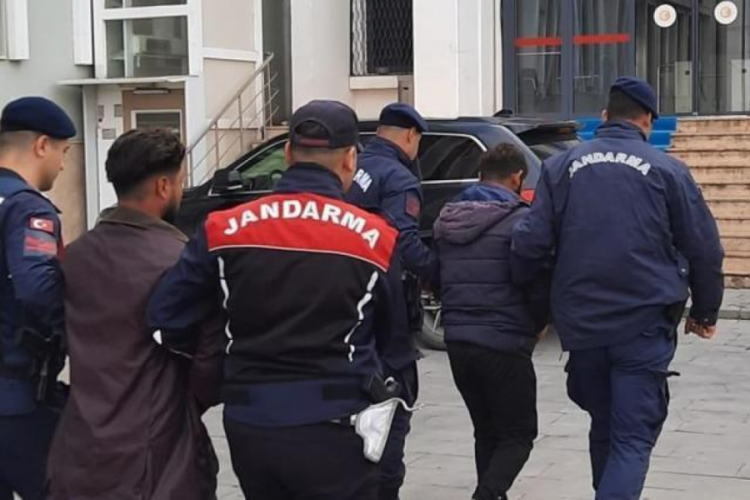 Malatya'da ter&ouml;r operasyonu: 2 kişi tutuklandı