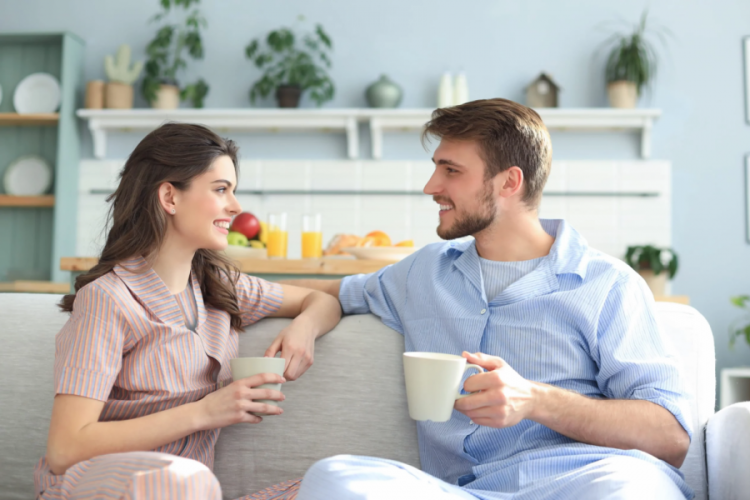 İlişkide sağlıklı iletişim! S&ouml;ylememeniz gereken 10 olumsuz c&uuml;mle