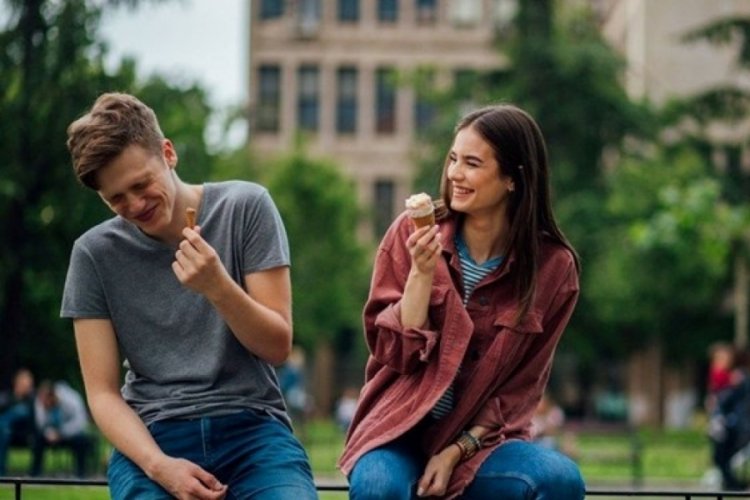 Romantik ilişkilerde "Overthinking" ile nasıl başa &ccedil;ıkılır?