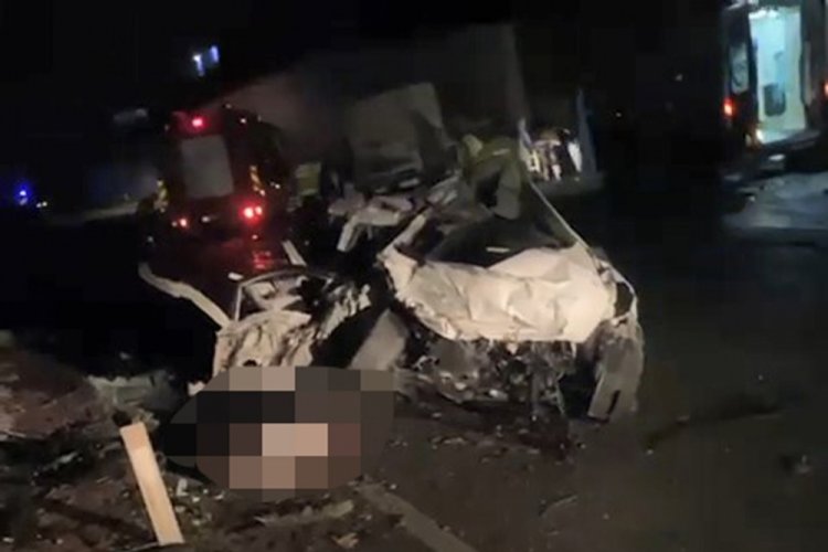 Antalya'da 2 kuzenin &ouml;ld&uuml;ğ&uuml; kazada ağır yaralanan arkadaşları da &ouml;ld&uuml;