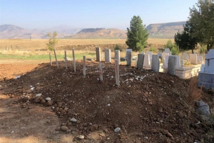 Siirt'teki kazada hayatını kaybeden anne ve 5 &ccedil;ocuğuna acı veda