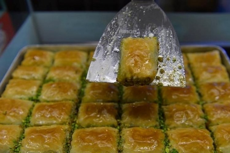 Baklavacılardan enflasyonla m&uuml;cadele i&ccedil;in indirim kararı