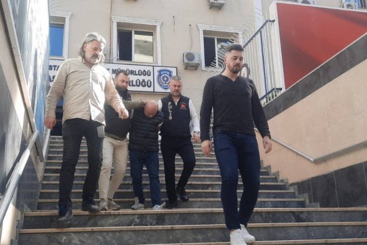 İstanbul'da nalbur &ccedil;ırağını &ouml;ld&uuml;rd&uuml;