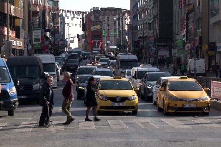 İstanbul'da ceza yiyen motosikletli isyan etti: Devletin bundan haberi yok