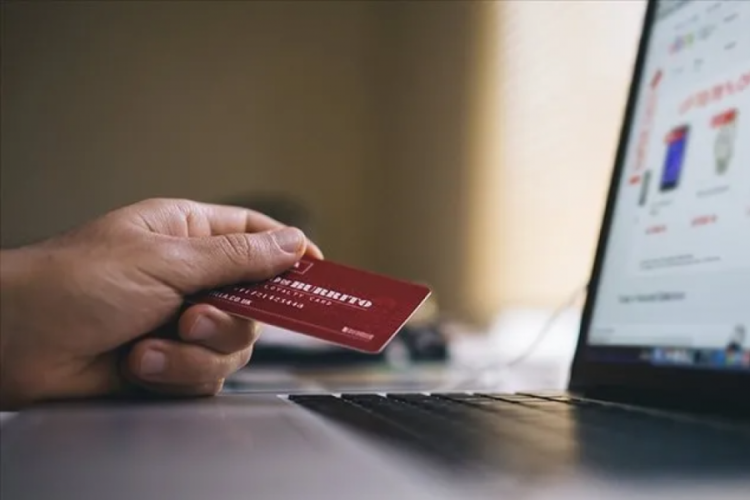 İnternetten alışveriş yapanlar dikkat! Yeni sistem devreye giriyor