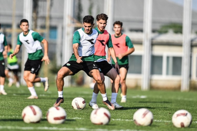 Bursaspor'da, Kırklarelispor ma&ccedil;ı hazırlıkları başladı