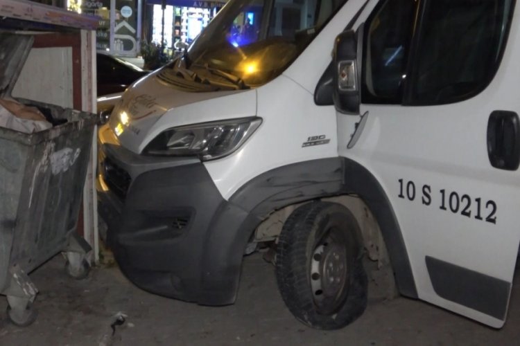 &Ccedil;aldığı servis minib&uuml;s&uuml;yle 130 kilometre ka&ccedil;arak Bursa'ya geldi! Kayıplara karıştı