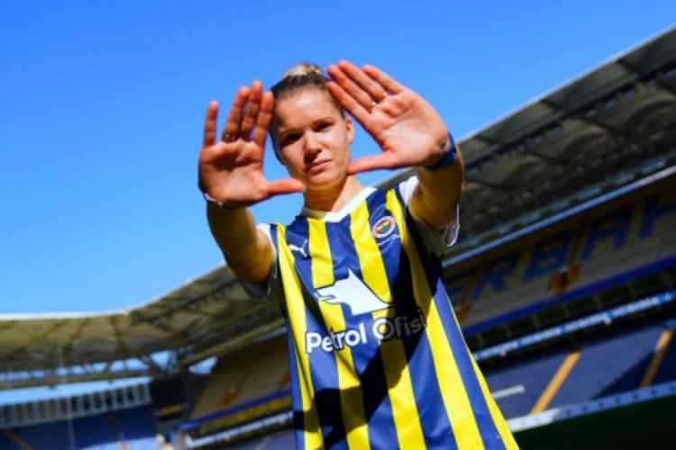 Fenerbah&ccedil;e'de 1 transfer, 2 ayrılık