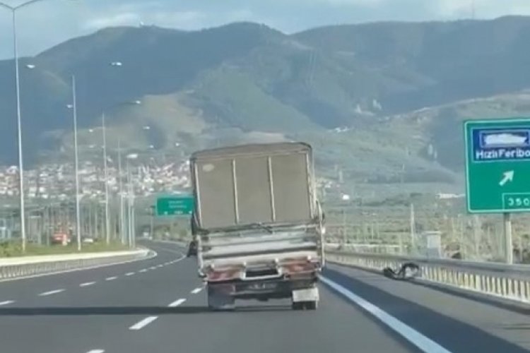 Bursa'da otobanda yaptığı hareketler ile adeta &ouml;l&uuml;mle dans etti
