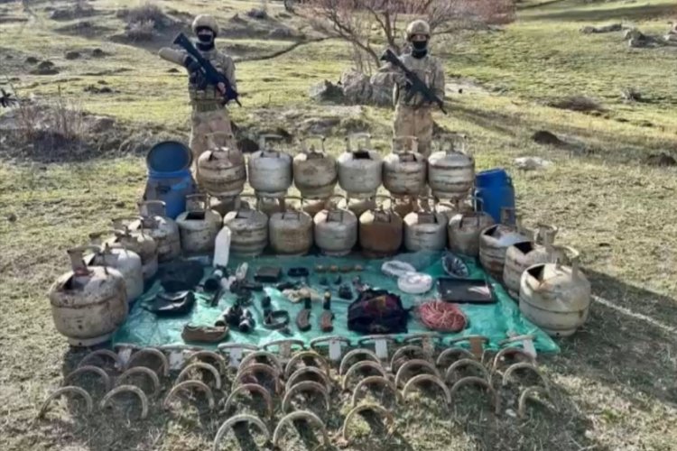 Kars'ta PKK'ya y&ouml;nelik operasyonda 3 sığınak imha edildi