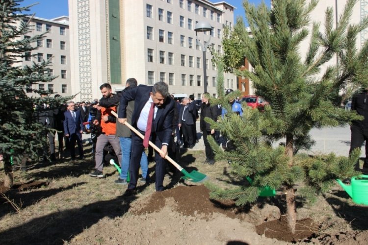 Erzurum polisinden &ccedil;evre duyarlılığı