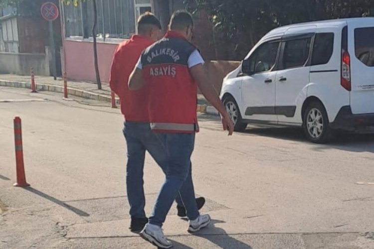 Balıkesir'de 3 kişiyi pompalı t&uuml;fekle yaralayan adam tutuklandı