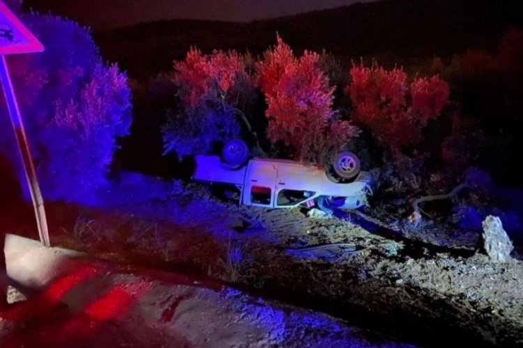 Bursa'da direksiyon hakimiyetini kaybetti, tarlaya daldı