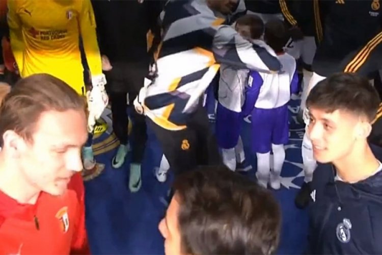 Arda G&uuml;ler, Halil Umut Meler ve Serdar Saat&ccedil;ı ma&ccedil; &ouml;ncesi sohbet etti