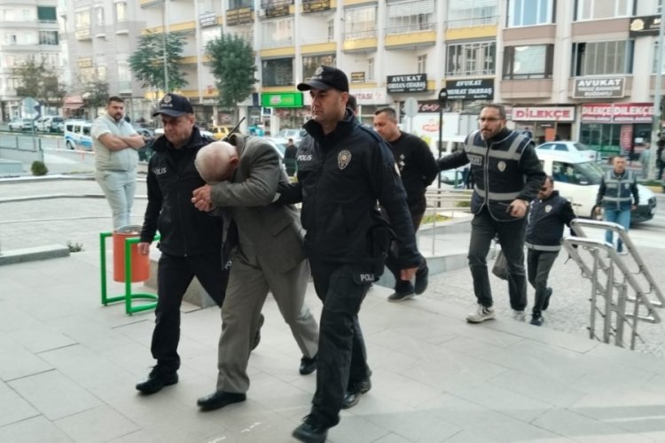 &Ccedil;orum fuhuş operasyonunda 8 g&ouml;zaltı