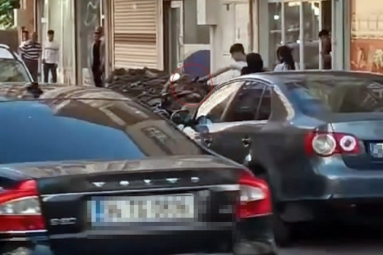 Diyarbakır'da 3 kişinin &ouml;ld&uuml;ğ&uuml; kavga sonrası intikam i&ccedil;in silah arayışında olan 3 ş&uuml;pheli tutuklandı